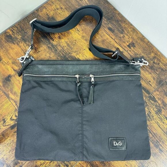 Dolce & Gabbana Flat Nylon Messenger Crossbody Bag Men Women Travel Casual - Picture 1 of 15